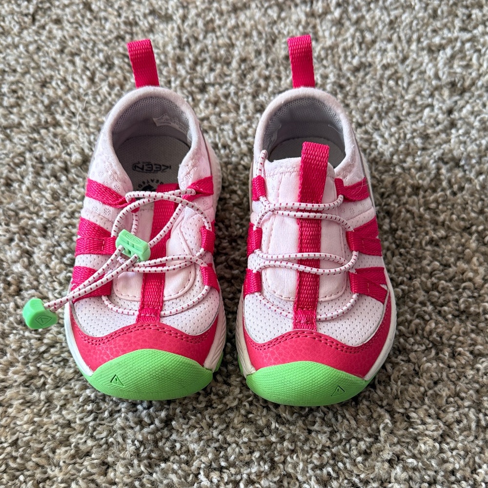 Keen Kids Sneakers in Pink and Green